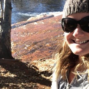 Meet your Posher, Beth